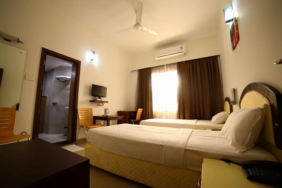 โรงแรมกัปตัน ฟิชเชอร์ Kochi ภายนอก รูปภาพ